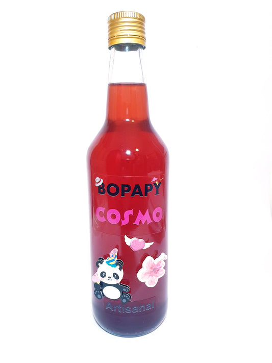 Bouteille de Cosmo BOPAPY, cocktail Cosmopolite fait maison prêt à boire à base de vodka, cranberry et citron