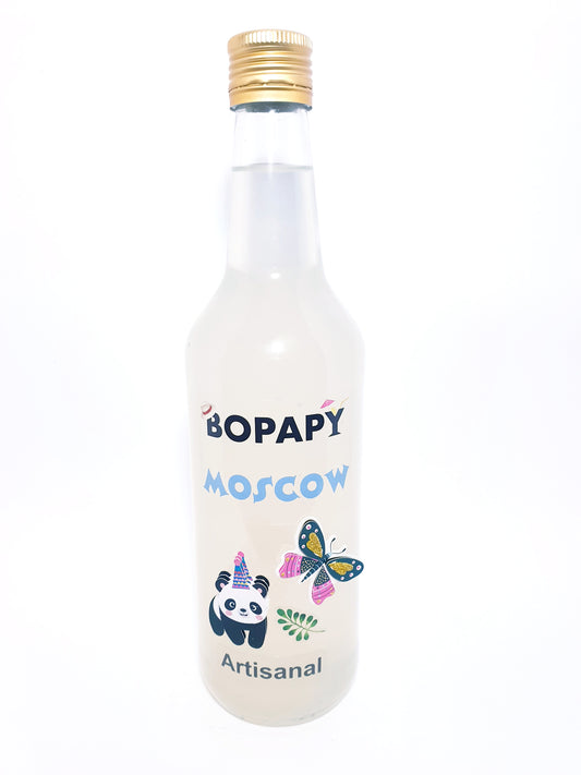 Bouteille de Moscow Mule BOPAPY, cocktail artisanal prêt à boire à la vodka, ginger beer et citron.